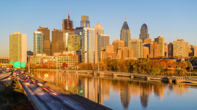 Philadelphia,-Pennsylvania,-USA-River-Skyline