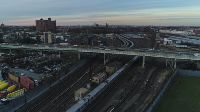 Aerial-Autobahn-New-York-Brooklyn