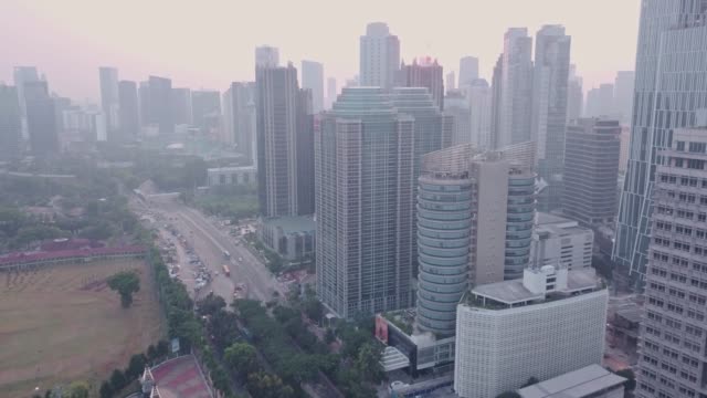 Luftaufnahme-von-Downtown-Jakarta-am-Morgen