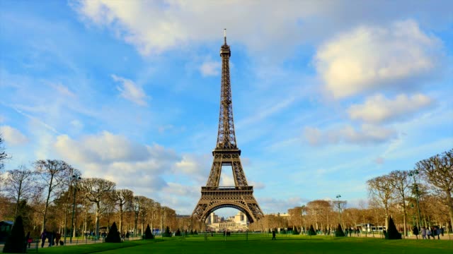 Tour-Eiffel-Zeitraffer-Paris-Frankreich