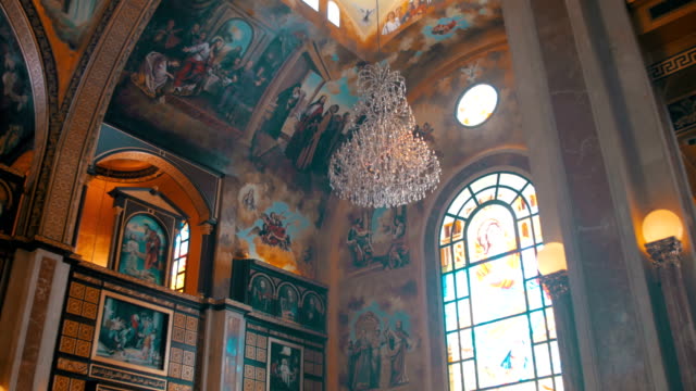 El-Christian-Church,-icono-divino,-Altar-y-religión-Interior