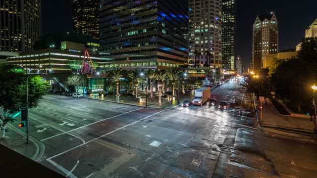 Die-Innenstadt-von-Los-Angeles-Street-TImelapse-Nacht