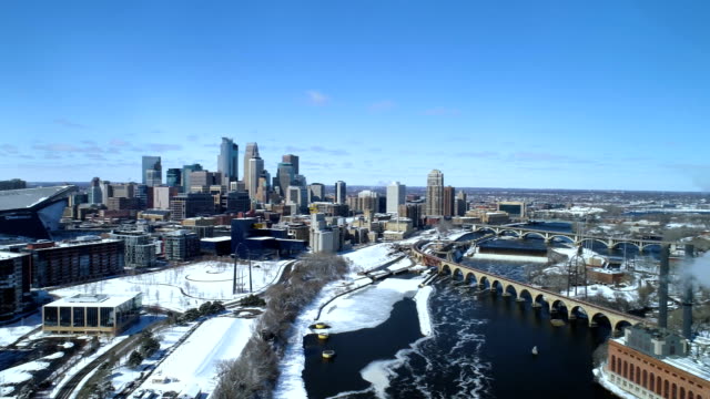 Aerial-Hyperlapse-of-Downtown-Minneapolis