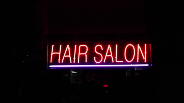 Neon-sight---Hair-Salon
