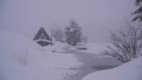 The-traditionally-thatched-houses-in-Shirakawa-go-where-is-the-mountain-village-among-the-snow-near-Gifu,-Ishikawa,-and-Toyama-prefecture-in-the-winter,-Japan