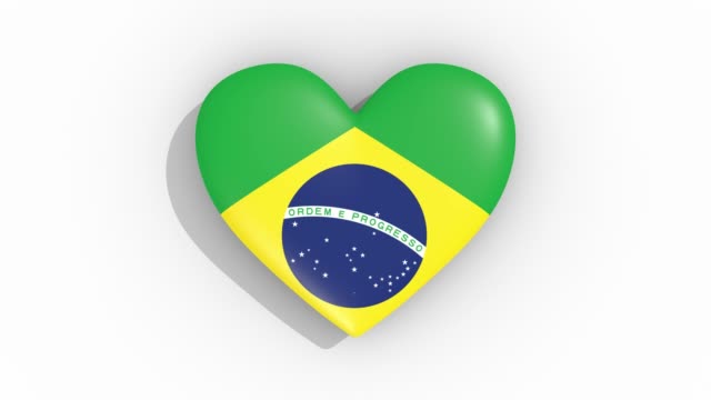 Heart-in-colors-of-flag-of-Brazil,-pulses,-loop
