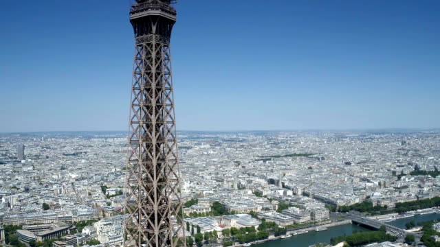 Aerial-view-of-Eiffel-tower-with-Paris-in-background