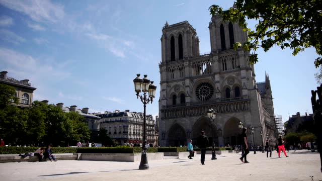 Catedral-de-Notre-Dame-en-París,-Francia