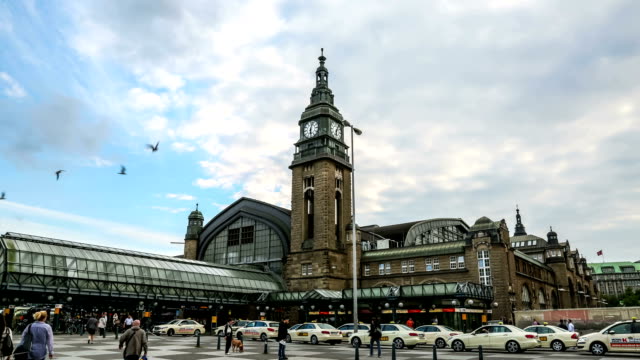 Hamburger-Hauptbahnhof-DSLR-hyperlapse