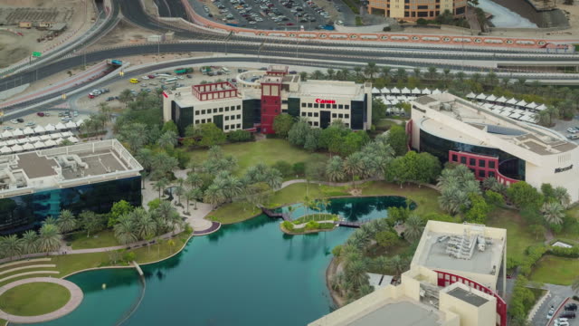 Dubai-Silicon-Oasis-Twilight-Dach-Top-Panorama-4-k-Zeit-verfallen-Vereinigte-Arabische-Emirate