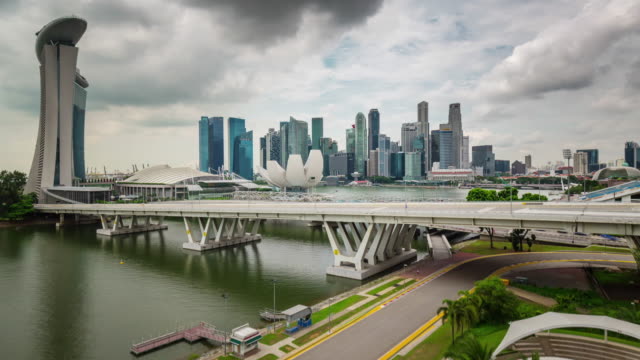 flyer-famoso-Singapur-luz-día-ve-el-lapso-de-tiempo-de-4-k