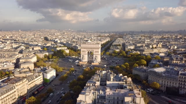Cityscape-of-Paris