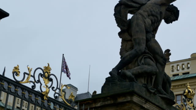 Bandera-de-escudo-de-armas-del-castillo-de-Praga