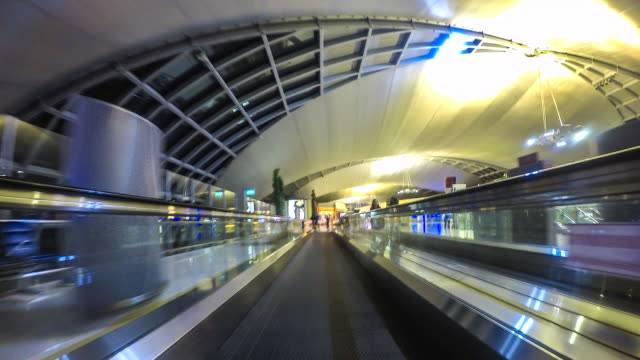 4K,-Time-lapse-inside-departure-termina-Suvarnabhumi-Airport-bangkok-Thailand