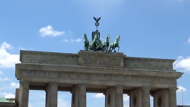 top-of-the-Brandenburg-gate
