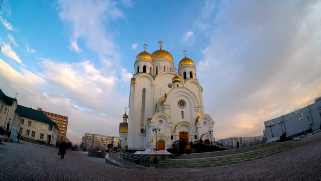 Church-of-the-nativity,-Krasnoyarsk,-hyper-lapse