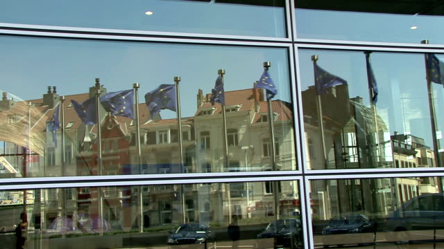 Reflection-of-european-flags-in-the-wind