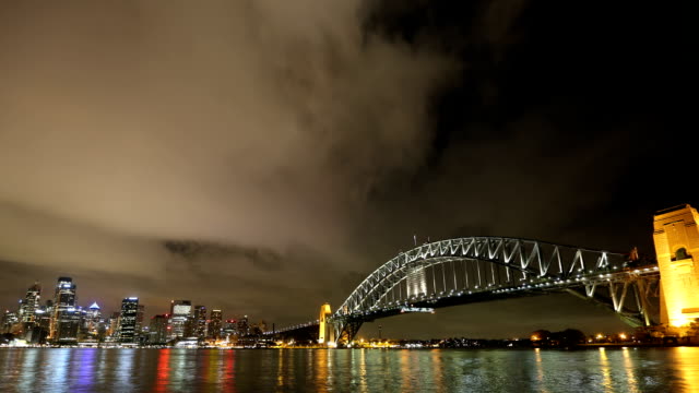 Abgelaufene-Zeit-pan-von-Sydney-harbour-bei-Nacht