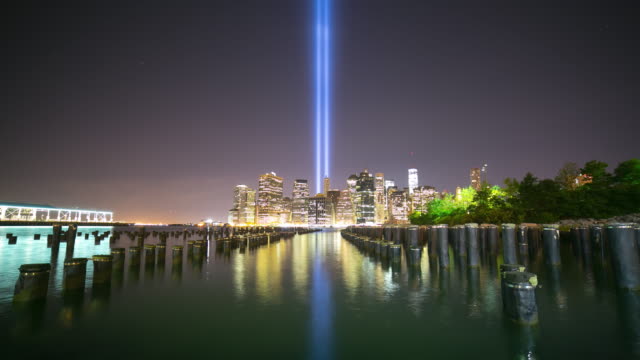 11-de-septiembre-de-luz-de-noche-4-K-time-lapse-de-la-ciudad-de-Nueva-york