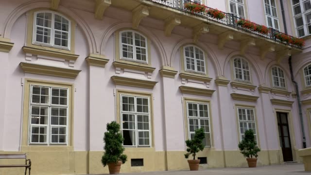 Edificio-patio-Interior-barroco