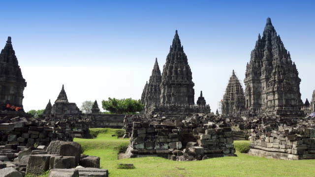 Candi-Prambanan-or-Candi-Rara-Jonggrang-is-an-9th-century-Hindu-temple-compound-in-Central-Java,-Indonesia