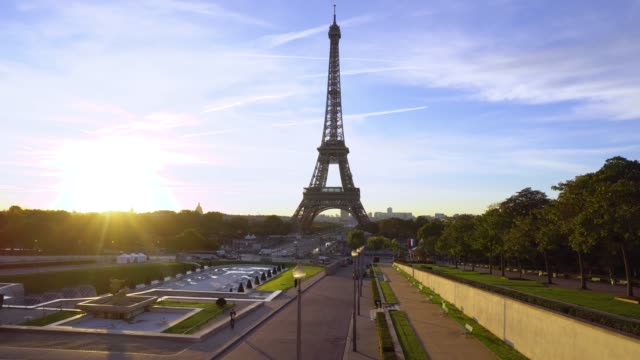 Der-Eiffelturm-Turm-und-vom-Trocadero-Paris