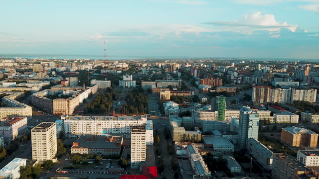Aerial-drone-view-of-Chelyabinsk-city-center,-Russia