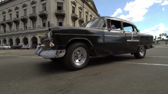 Old-classic-American-car-on-the-street-of-Havana-city,-Cuba