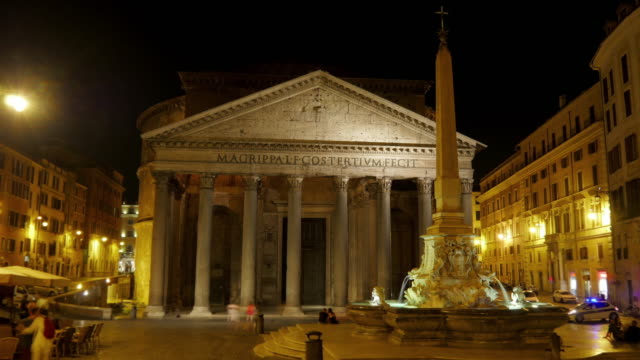 Panteón-por-la-noche,-Roma,-Italia