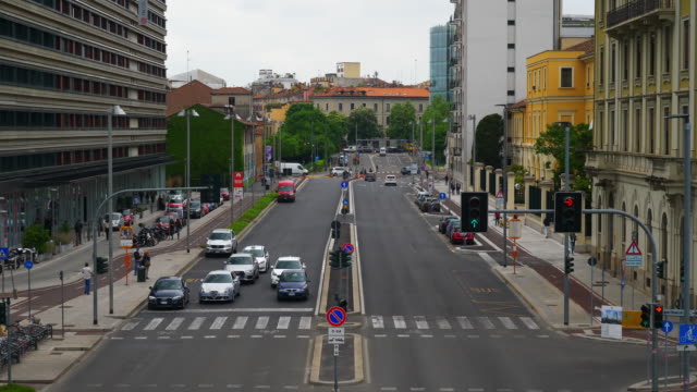 Italy-day-time-milan-modern-city-traffic-street-slow-motion-bridge-panorama-4k