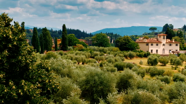 Tuscan-Countryside,-Florence,-Italy