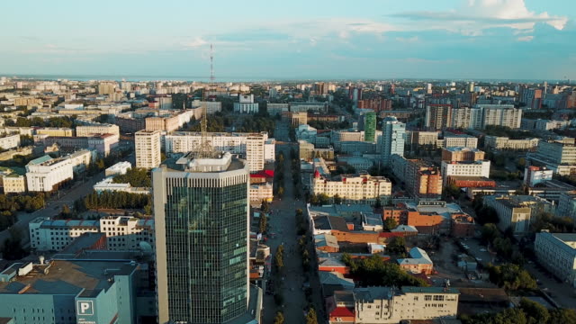 Aerial-drone-view-of-Chelyabinsk-city-center,-Russia