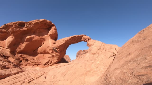 Nevada's-Arch-Rock-panorama