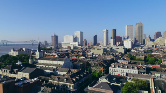 Paisaje-urbano-de-aéreas-skyline-de-New-Orleans