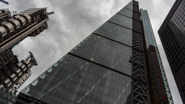 Time-Lapse-of-the-Leadenhall-Building,-London