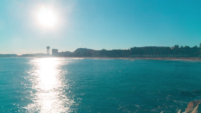 Mittelmeer-Sonne-Licht-Bucht-4-k-Zeitraffer-barcelona,-Spanien