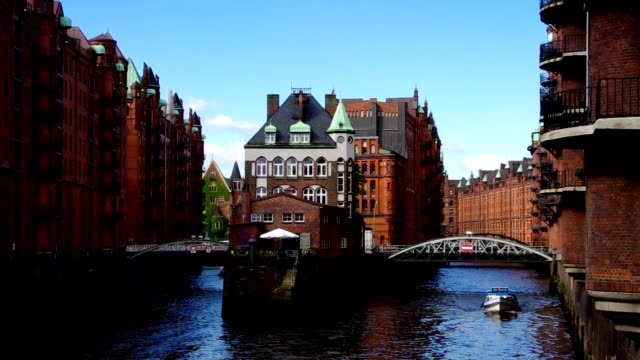 Hamburg-city-of-warehouses-palace