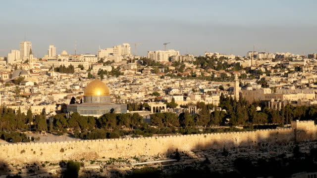 cúpula-de-la-mezquita-de-la-roca-al-amanecer-en-Jerusalén