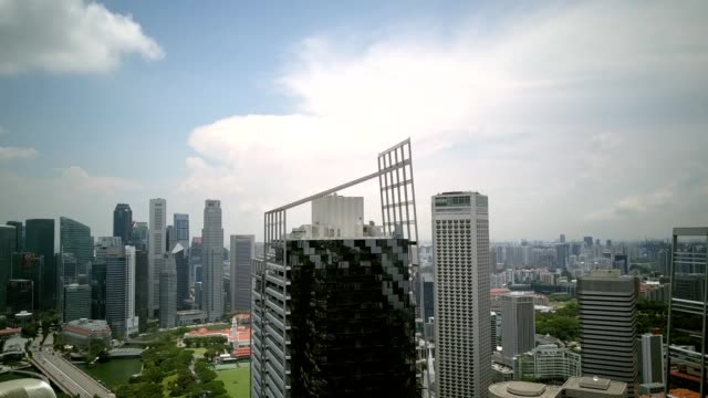 Luftaufnahme-der-Skyline-von-Singapur