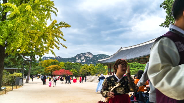 4K-Zeit-verfallen-Tourist-im-Gyeongbokgung-Palace-Südkorea