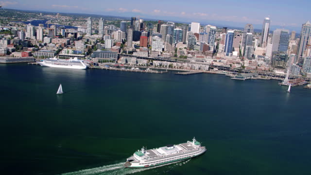 Seattle-Ferry-in-Elliot-Bay-Helicopter-Aerial