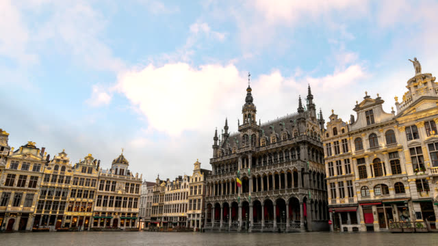 Bruselas-Bélgica-lapso-de-tiempo-4K,-horizonte-de-la-ciudad-timelapse-en-Grand-Place-Square