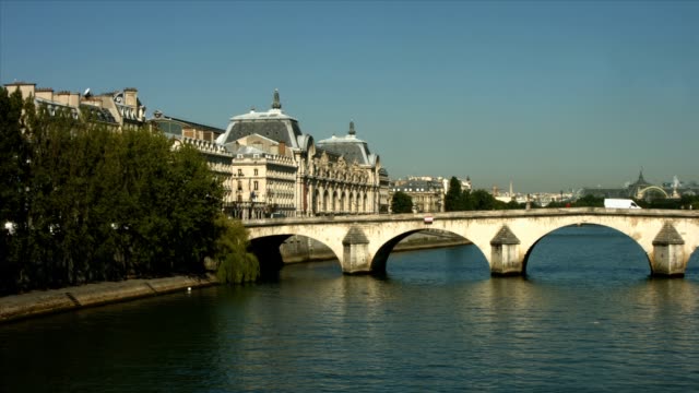 Pont-royal-Paris