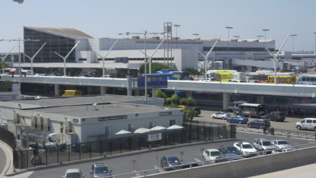Terminal-2-at-LAX