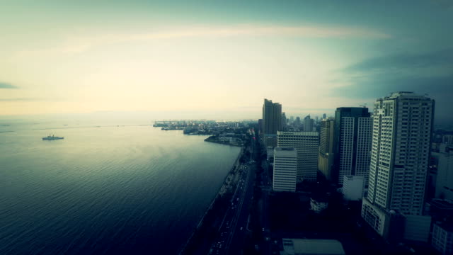 Vista-aérea-de-la-bahía-de-Manila