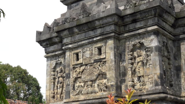 Borobudur-oder-Barabudur-indonesischen-Candi-Borobudur-ist-ein-9.-Jahrhundert-Mahayana-buddhistische-Tempel-in-Magelang,-Java,-Indonesien