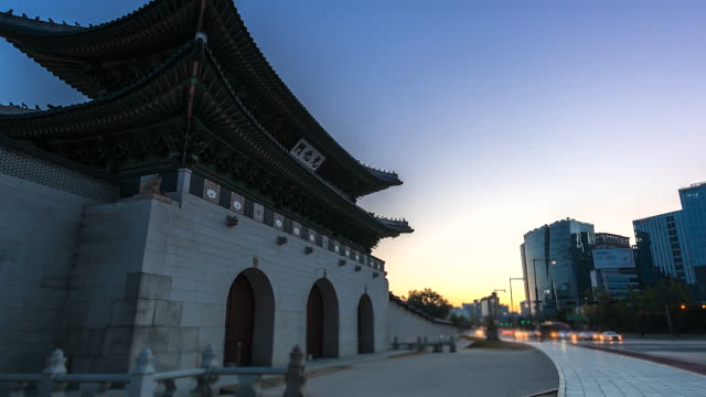 4K,-Time-lapse-of-Gyeongbokgung-palace-in-the-morning-in-Seoul-of-South-korea