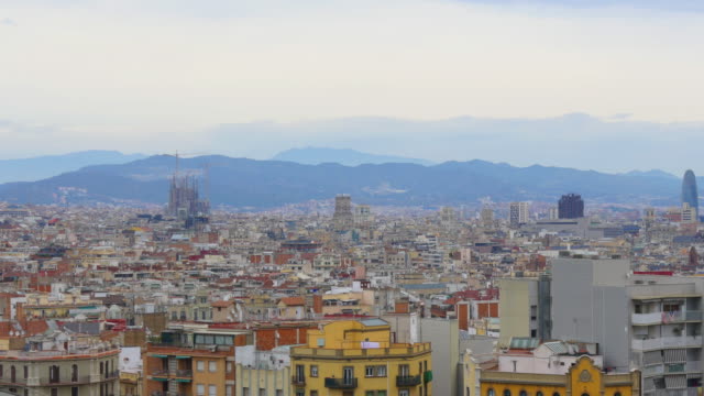 barcelona-Tageslicht-Dachterrasse-panorama-Blick-auf-die-sagrada-familia-4-k-Spanien