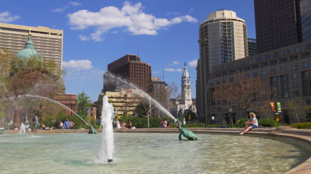 Estados-Unidos-día-de-verano-Filadelfia-ciudad-Logan-Plaza-fuente-catedral-panorama-4-K
