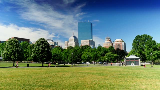 Boston-Common-Day-Establishing-Shot